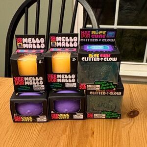 Nee Doh family pack!!6 new Nee dohs mello mallo cool cats and glitter and glow